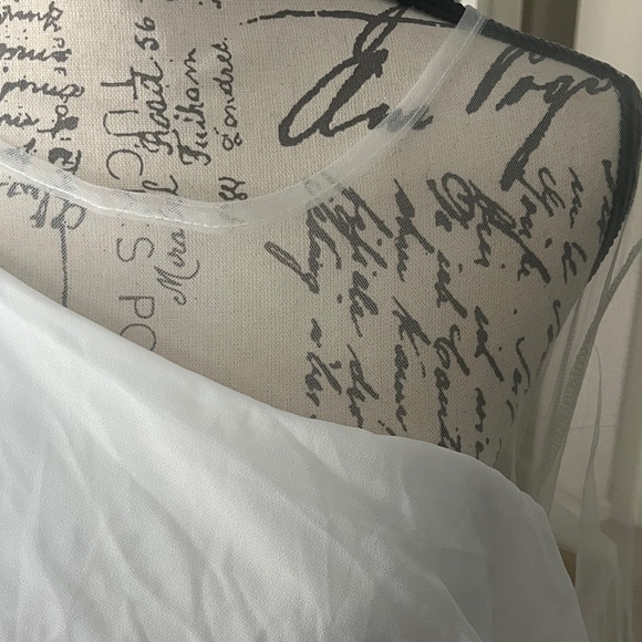 NWOT Elegant White One-Shoulder Gown with mesh sleeve, lined, XXL beautiful! - Picture 3 of 7